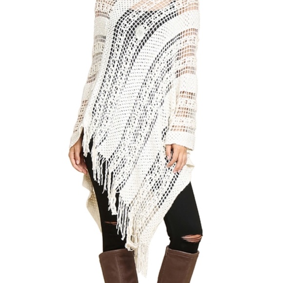 Brand New Chic Cream Boutique Crochet Poncho - Picture 5 of 6